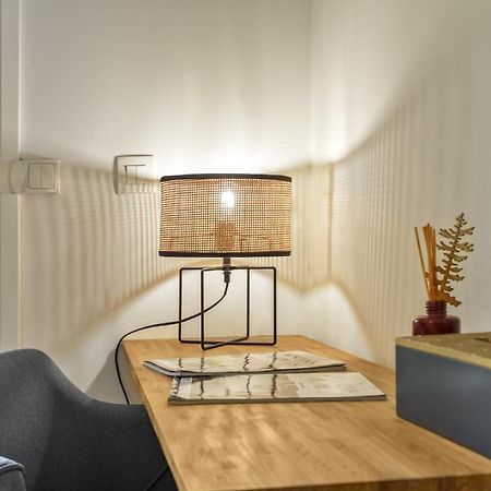 Le Saint-Gilles - Studio A St-Gilles-Les-Bains - Situe Dans Residence Privee Avec Piscine Екстериор снимка